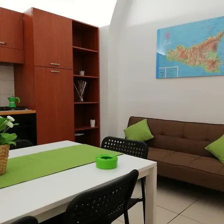 Dimora 394 * Catânia